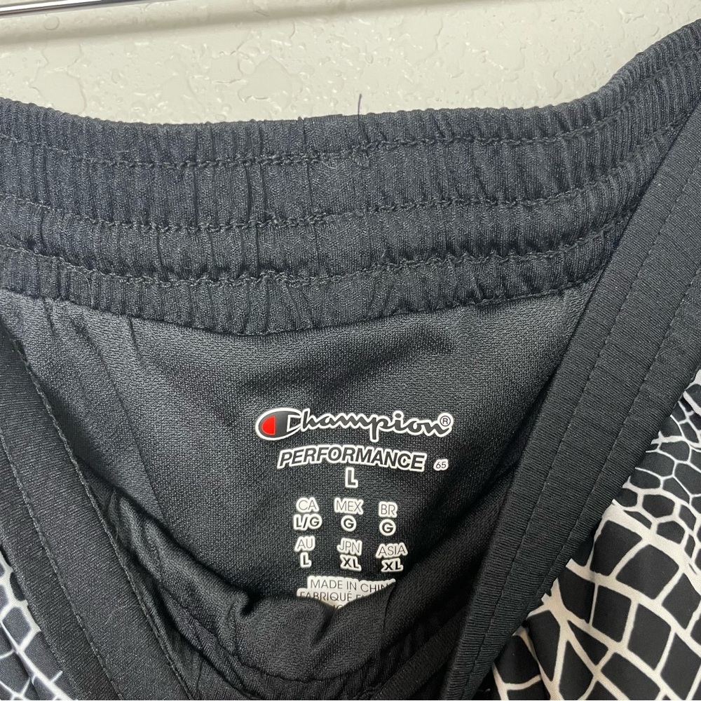 Champion Women's Black and White Patterned Workout Shorts Size L - Picture 4 of 8